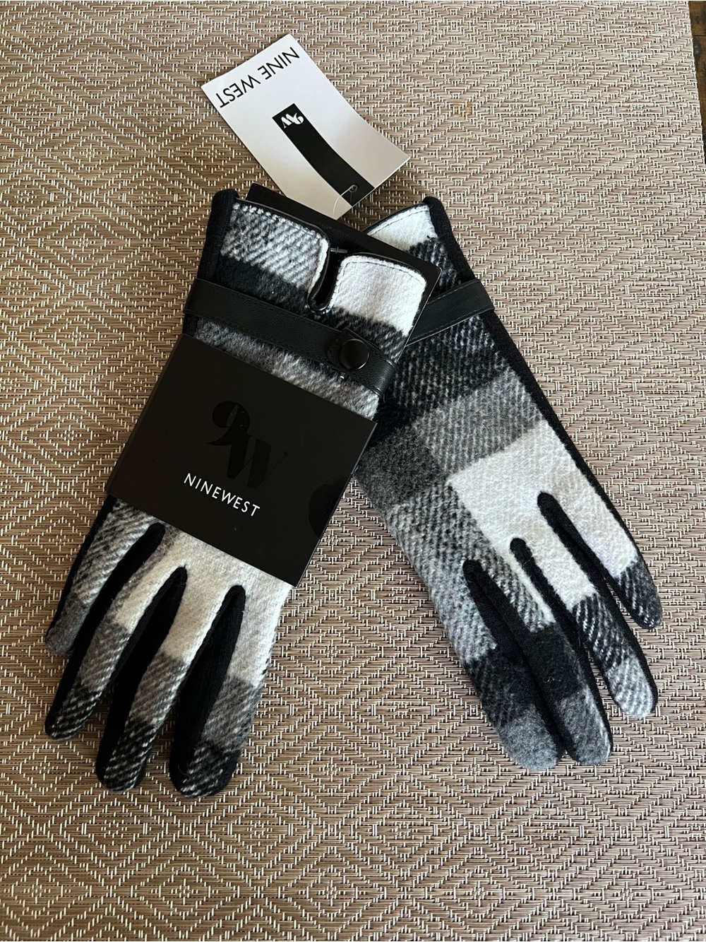 Nine West Black and Gray Plaid Touchscreen-Ready Gloves